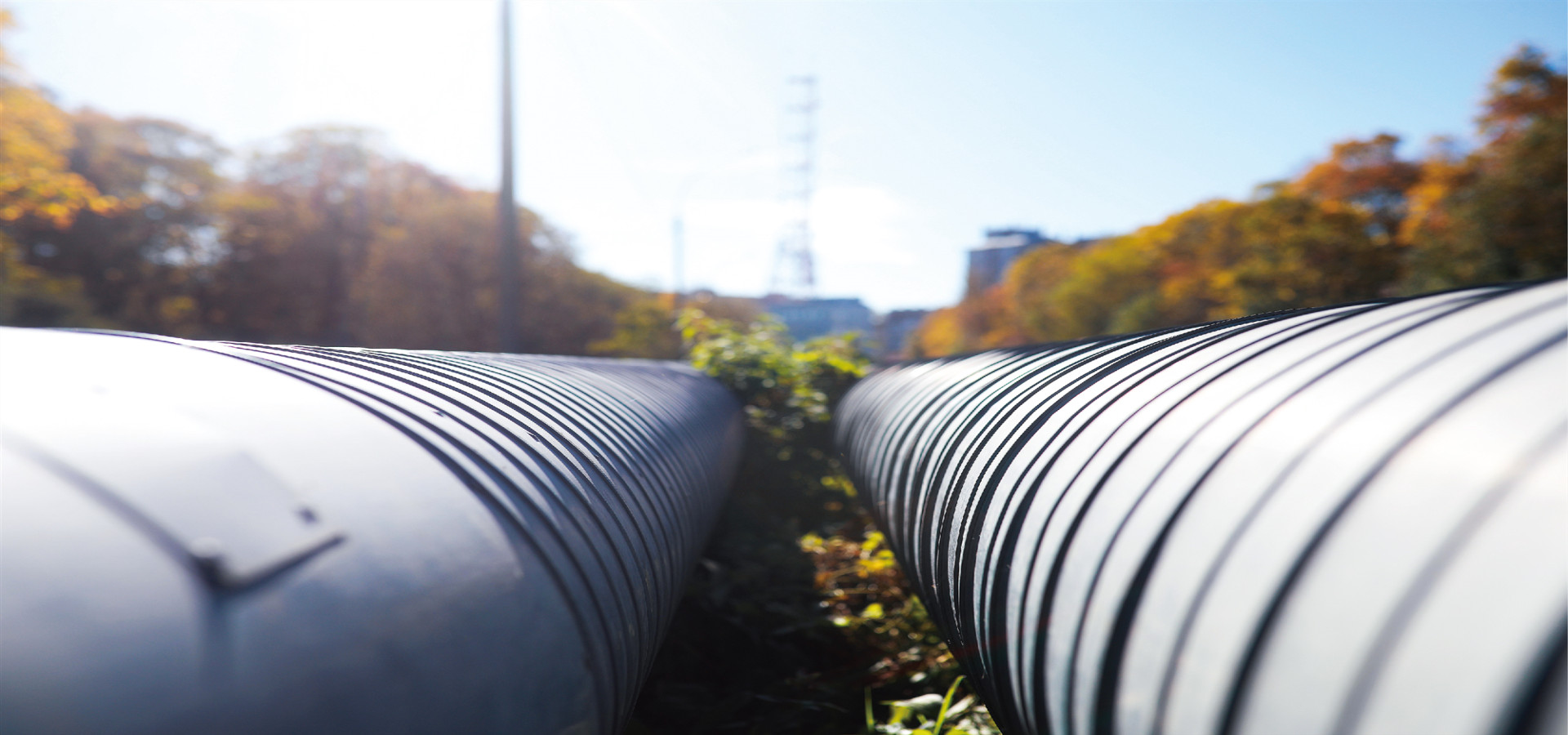 HDPE Steel Strip Reinforced Spiral Corrugated Pipe_副本